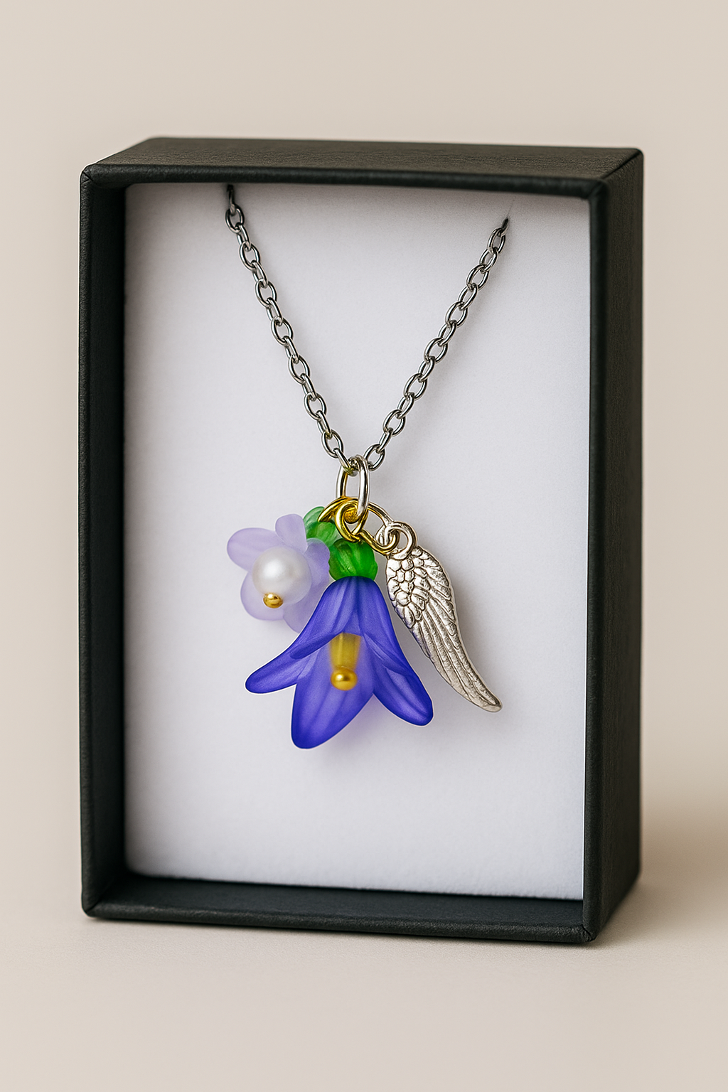 Feenlaterne – Feenlicht Kette | Feen Schmuck & Elfen Anhänger | Handgemacht mit Acryl Blüte & Engelsflügel | in Grün, Lila, Flieder, Pink, Hellblau & Gelb